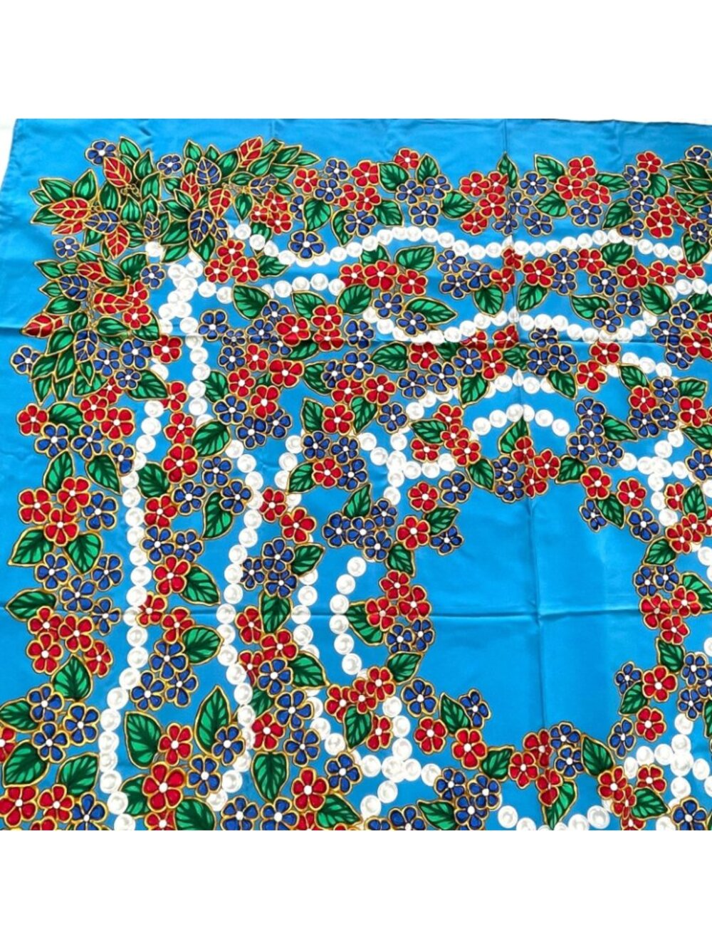 Chanel Large Scarf Silk Pattern Multicolor - Picture 5 of 12